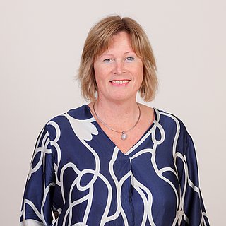 Iris Busse